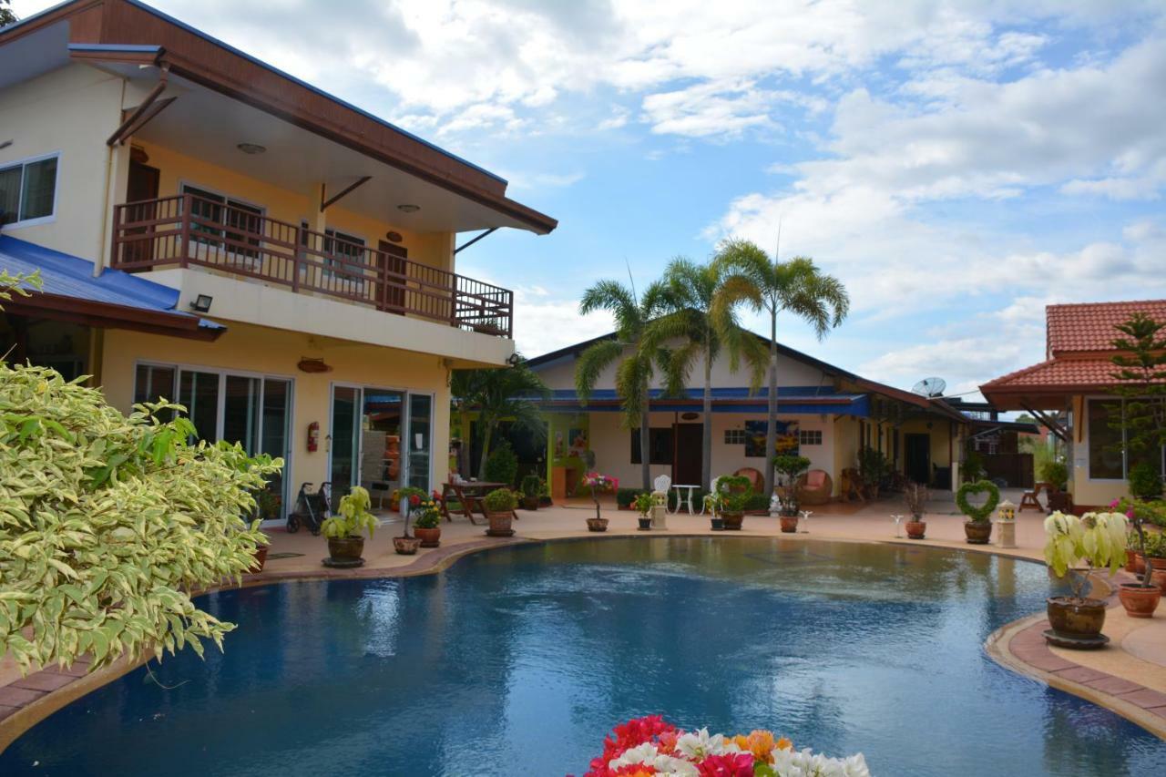 Baan Sabaijai Resort Thatphanom Kültér fotó